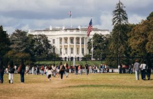 White House Tour for Indians: H-1B, Green Card, F-1, Tourist Breakdown White House tour guide for Indians on H-1B, Green Card, F-1, and tourist visas.